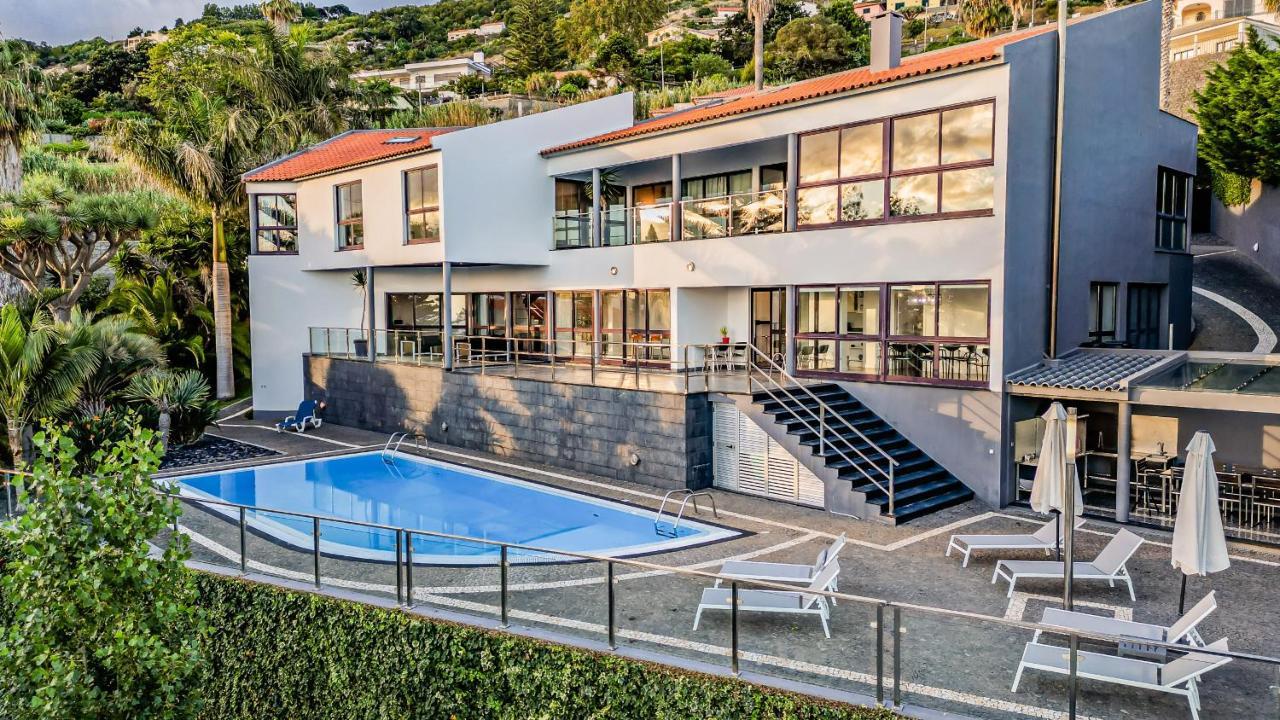 Ample Villa With Pool And Gorgeous Ocean View Funchal  Bagian luar foto