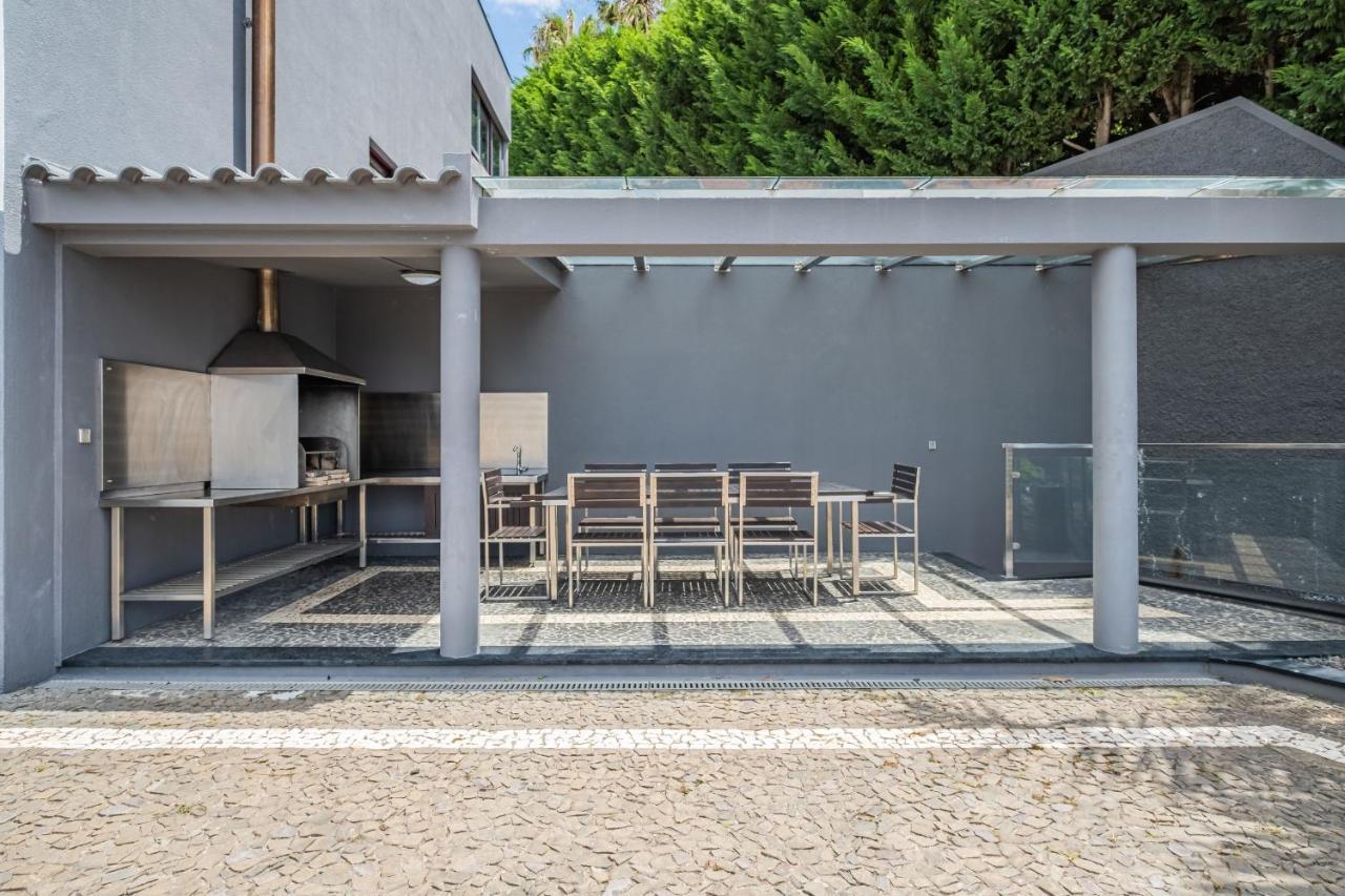 Ample Villa With Pool And Gorgeous Ocean View Funchal  Bagian luar foto