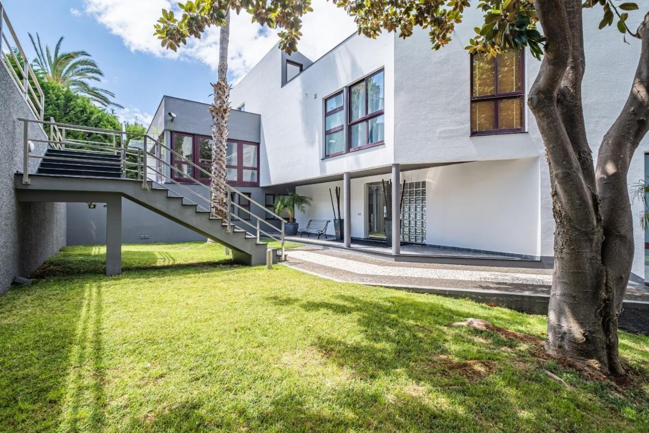 Ample Villa With Pool And Gorgeous Ocean View Funchal  Bagian luar foto