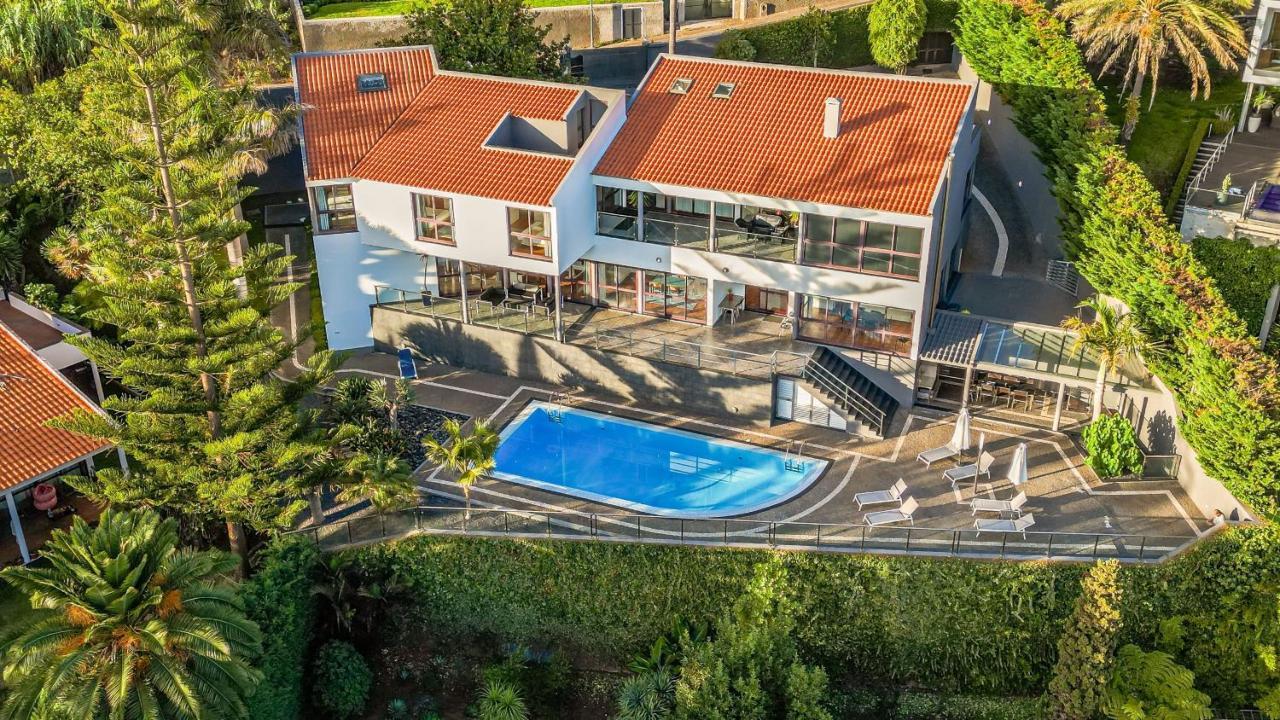 Ample Villa With Pool And Gorgeous Ocean View Funchal  Bagian luar foto