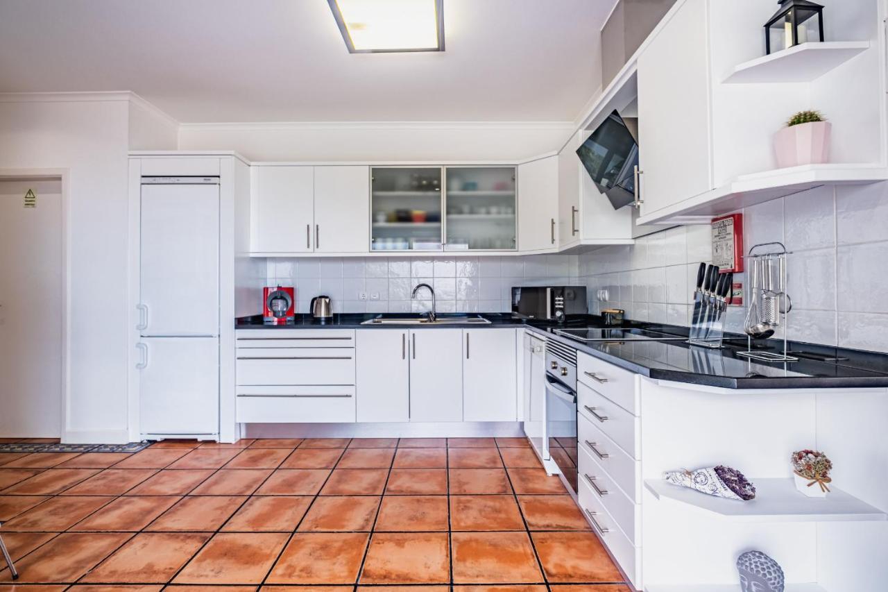 Ample Villa With Pool And Gorgeous Ocean View Funchal  Bagian luar foto