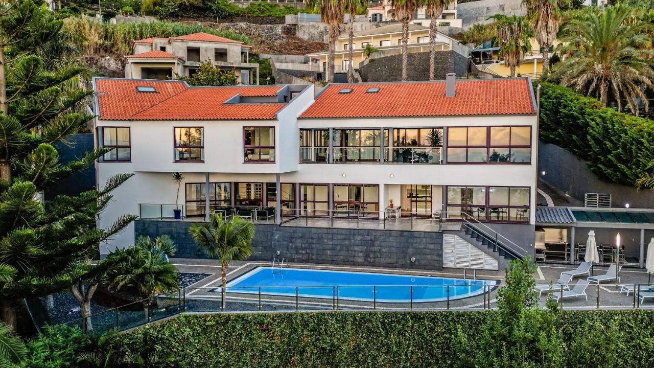 Ample Villa With Pool And Gorgeous Ocean View Funchal  Bagian luar foto